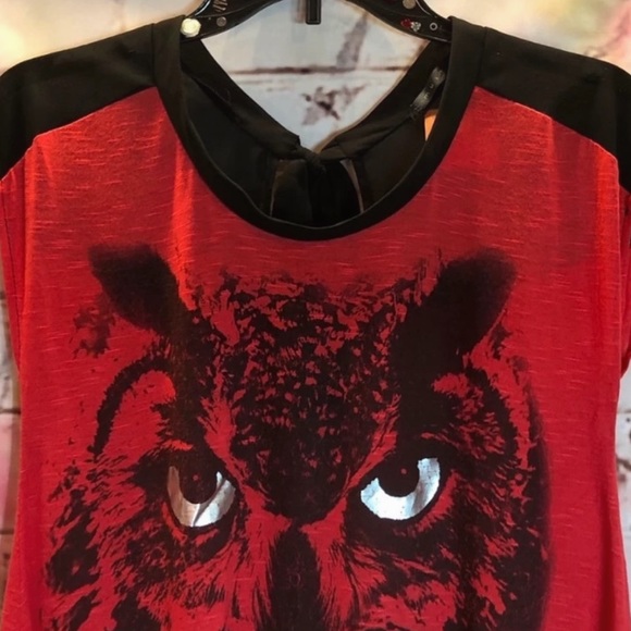 NWOT Red and Black Owl Top W/Sheer Tie Back - Picture 3 of 8